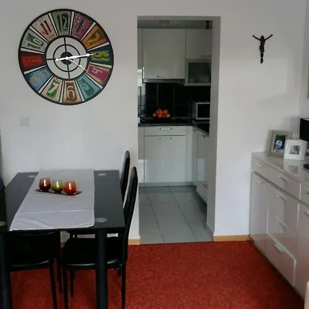 شقة Sara, Dugi Rat, Croatia دوغي رات